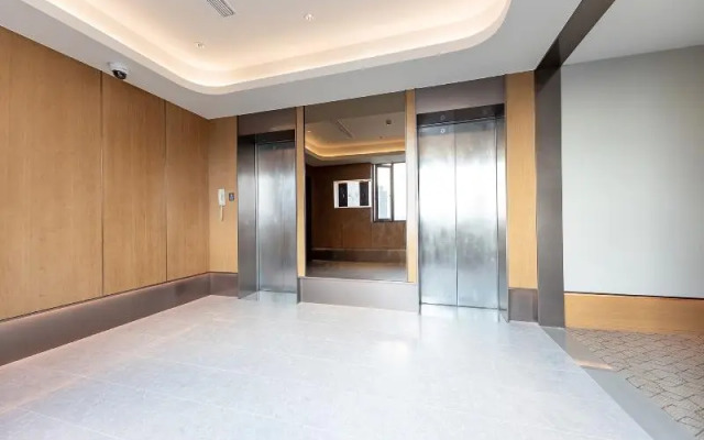 Ji Hotel(Shanghai Dning International Branch)