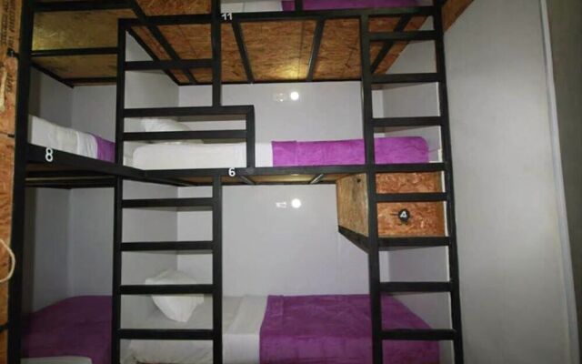 Hostel la Antigua Capsula