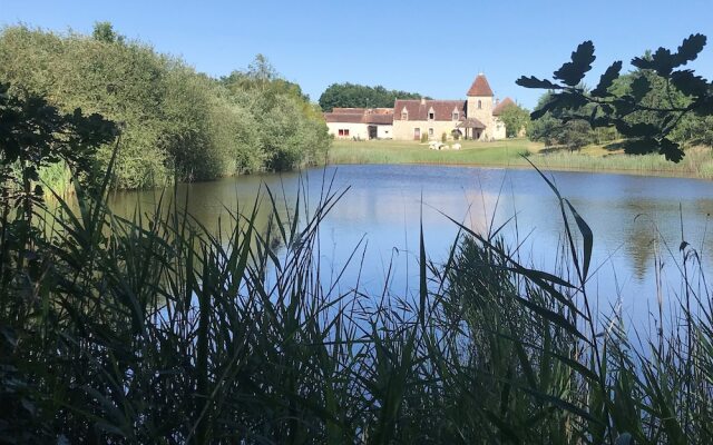 Manoir De Pierre Levée, The Originals Collection
