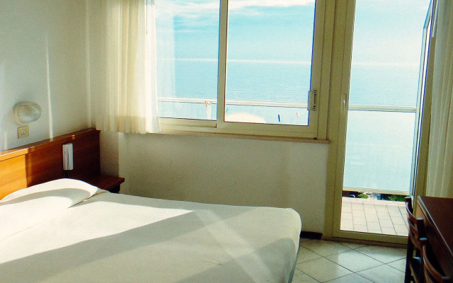 Hotel Caesar (Bed and Breakfast)