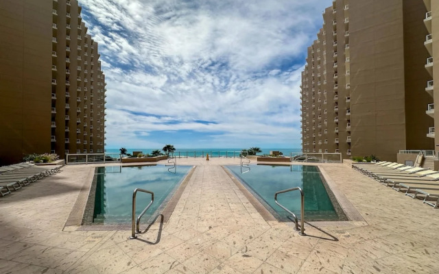 Oceanfront Vibes Iconic Beachside Getaway