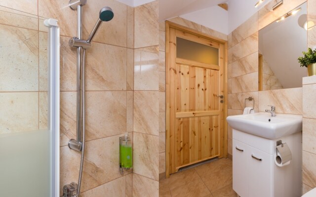 1898 Parkside Boutique Residence