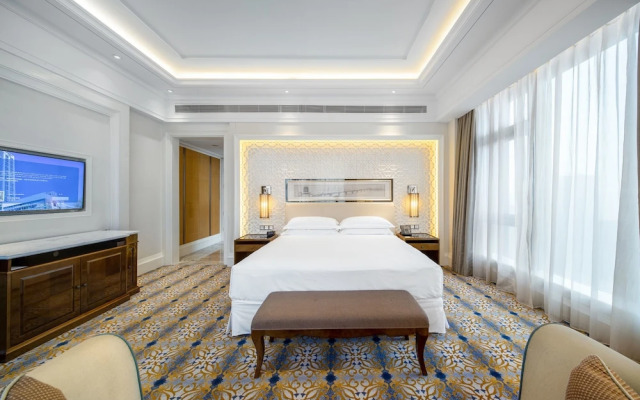 Sheraton Grand Wuhan Hankou Hotel