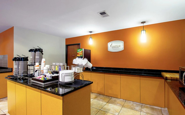 Sleep Inn & Suites Madison - Monona