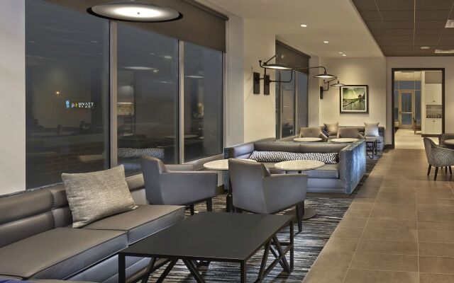 Hyatt Place Warwick / Providence Airport