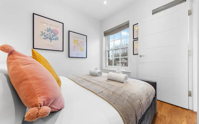 Stunning 1 Bed Apartment Near Heathrow London