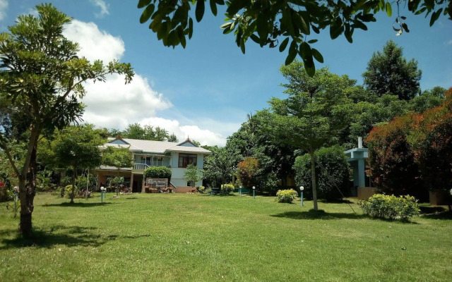 At My Home Resort Bangsaphan