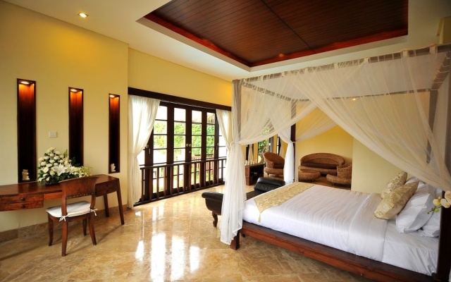 Casablanca Suite – Guest Rooms – Ungasan