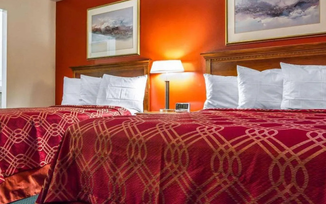 Rodeway Inn & Suites