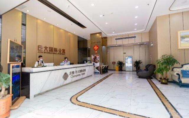 Juda International Apartment Huijiang Metro Station