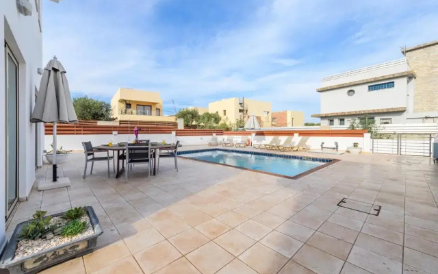 Sunrise Bay Villa #2