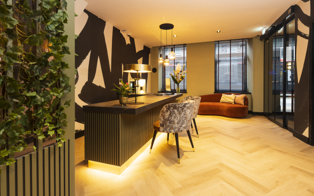 Huygens Place