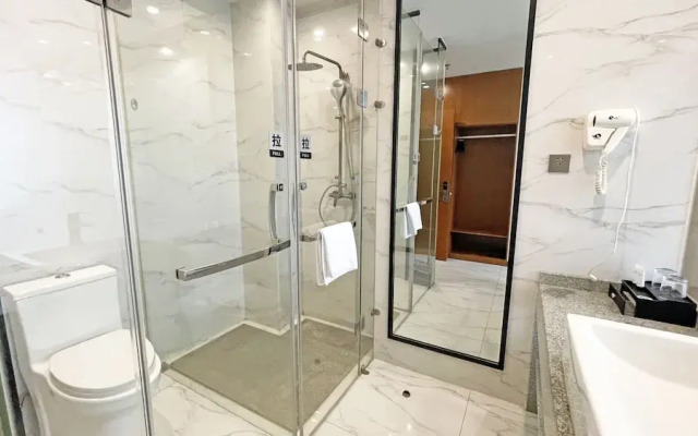 Shanghai Lintin Holiday Hotel