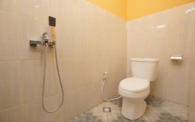 OYO 347 Bayang Brothers Guest House