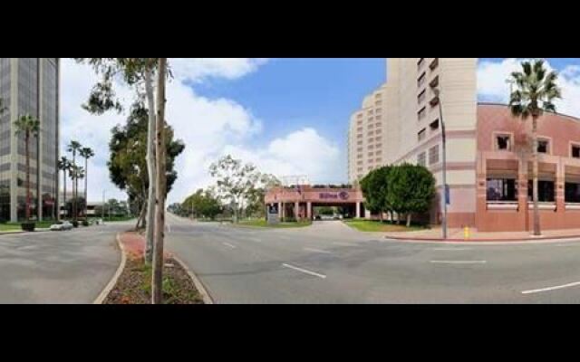 Hilton Long Beach Hotel