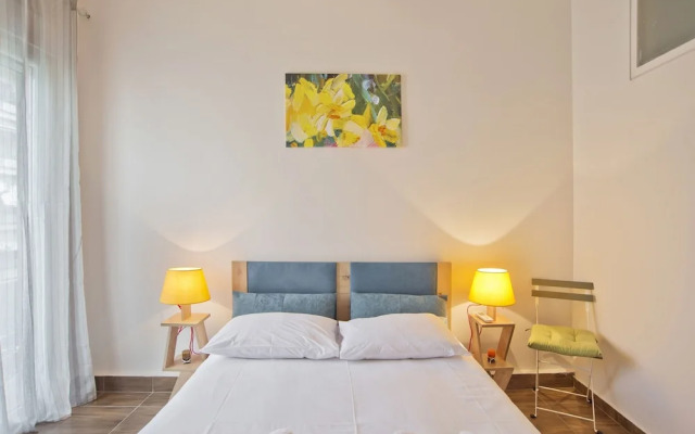 Meliti in Piraeus With 2 Bedrooms and 1 Bathrooms