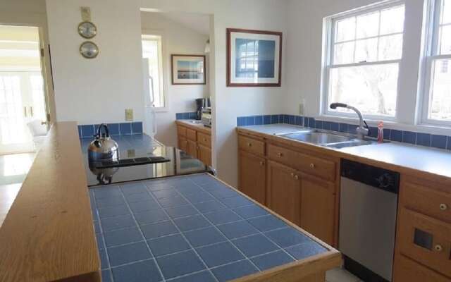 80 Highland Avenue - Three Bedroom House