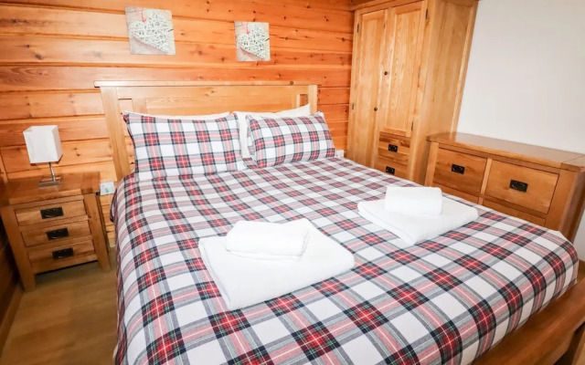 Watersview Lodge