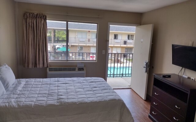 Fairbridge Inn & Suites Richmond Hill