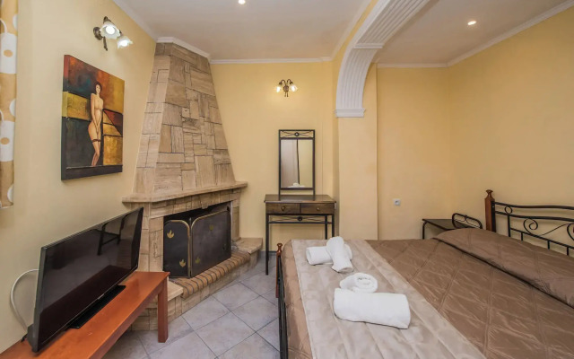 Planos Beach Hotel