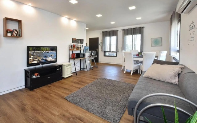 Suite Golan