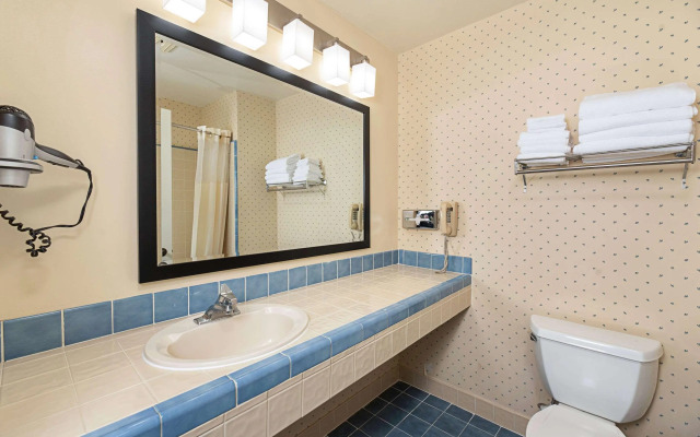 Clarion Inn Silicon Valley
