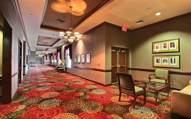 Holiday Inn Hotel & Suites Madison West - Middleton by IHG
