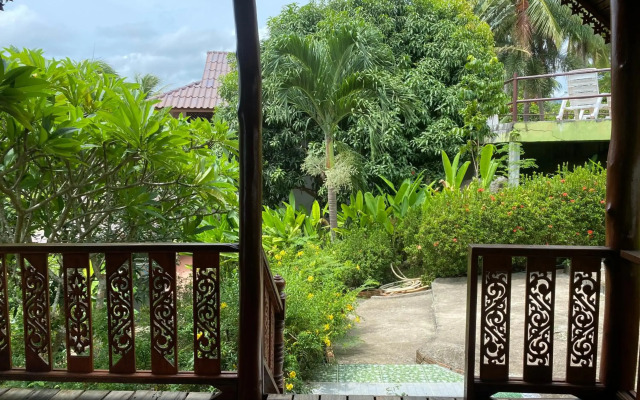Tharathip Resort