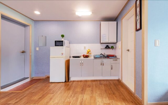 Taean Pine Scented Pension