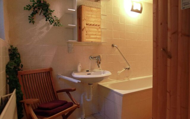 Attractive Holiday home in Waltershausen with Fireplace