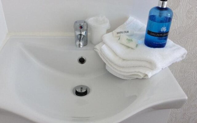 Brooklands Guest House