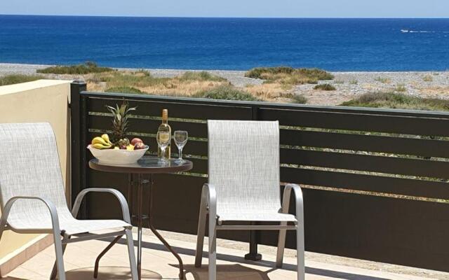 Mare Blu 1 on the beach