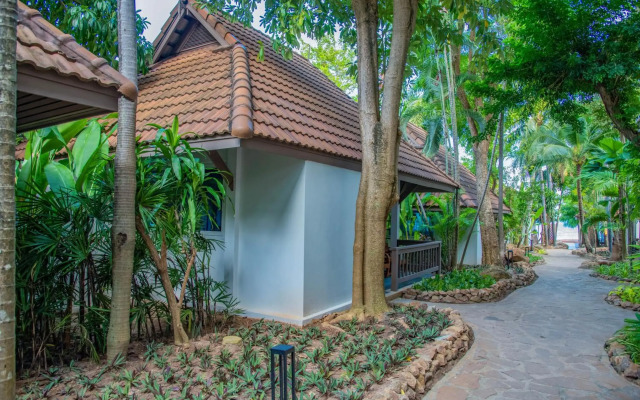 Samui Natien Resort