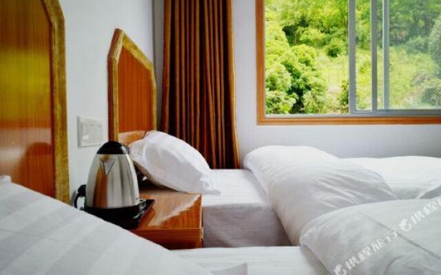 Zhangjiajie Linzhongju Inn