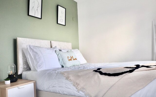 Stunning 1 Bedroom Apartment in Central London