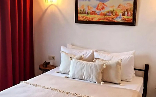 Alacati Umitev Hotel