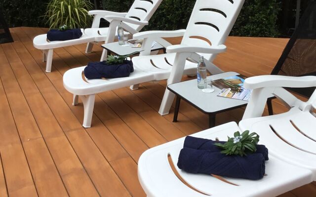 Asana Hotel & Residence