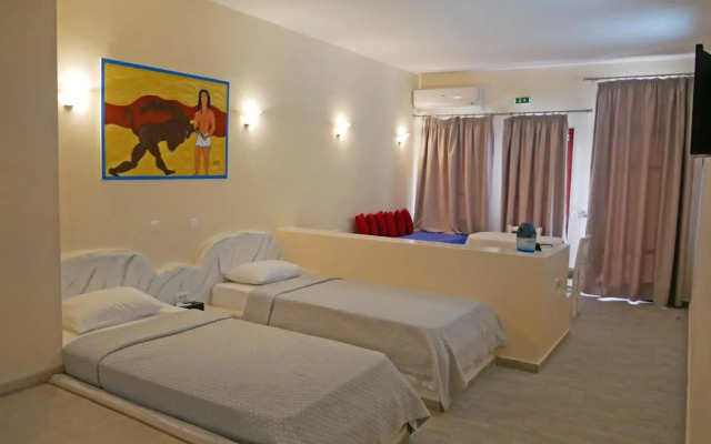 Nautilus Dome Suites & Apartments