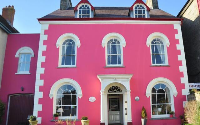 Llety Teifi Guesthouse