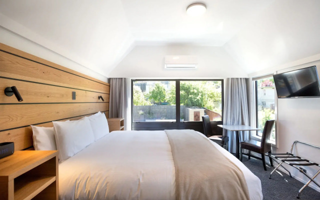 Lomond Lodge Motel & Apartments