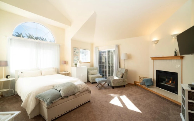 Tolovana Sands 3 Br condo by RedAwning