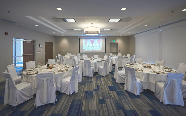 Holiday Inn Express & Suites St John's Airport by IHG