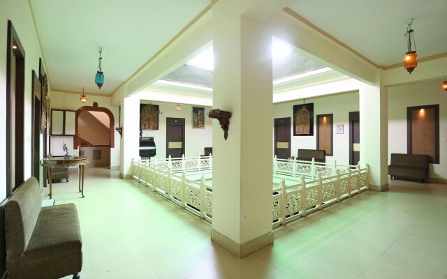 OYO 7880 Hotel Navrang