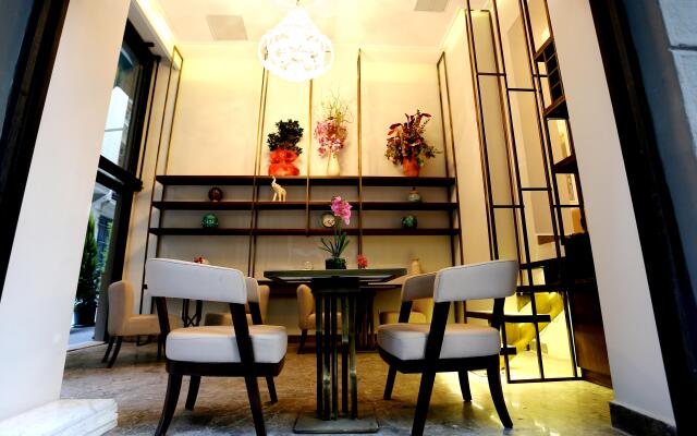 Fuga Hotel Constantinidis