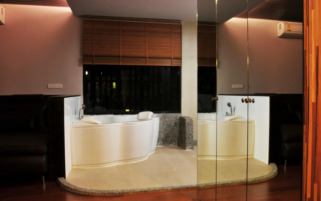Mantra Varee Hotel