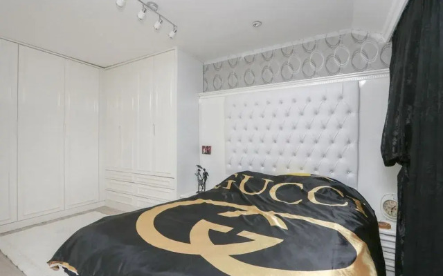 Platinum Apart Hotel