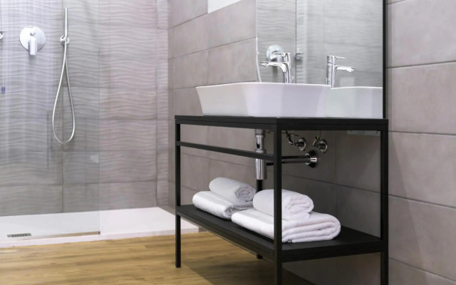 Hotel Regina Del Garda Suite
