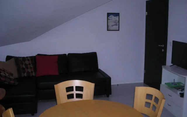 Persey Iglika Apartments