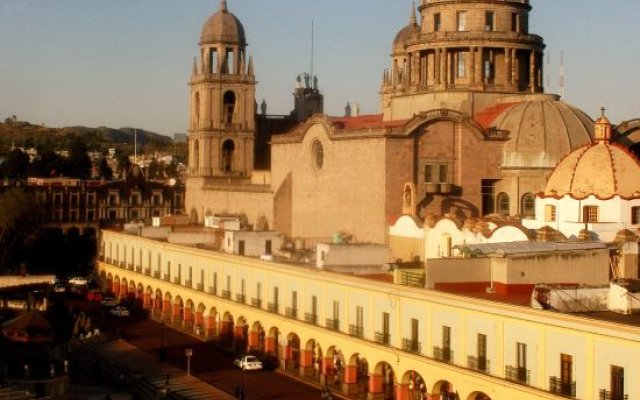 Courtyard Toluca Airport