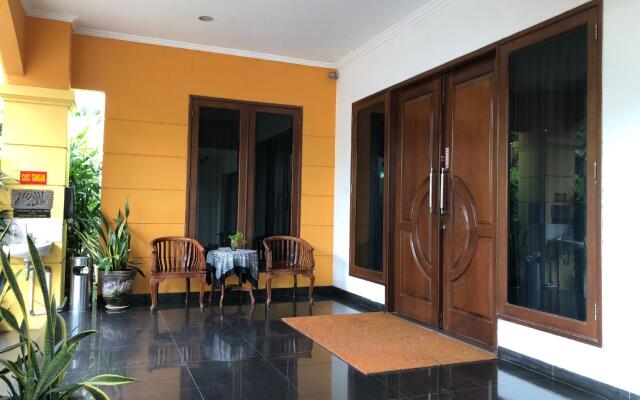 Capital O 90254 Gardena Inn